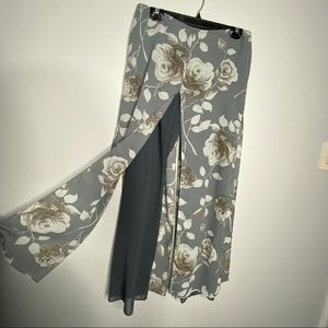 [Junior] Floral Sheer Flowy Capris